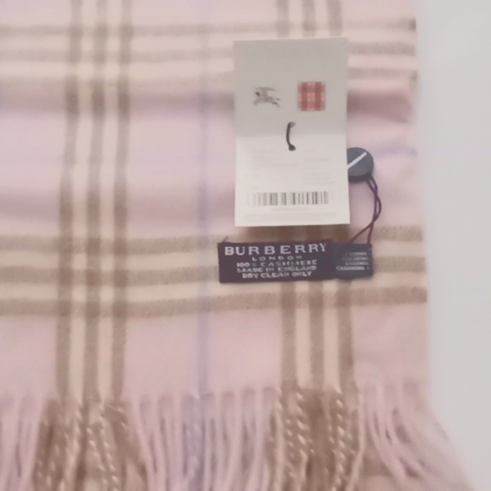 100% cashmere authentic BURBERRY SCARVES NEW with tags BUY 2or more $150 EACH